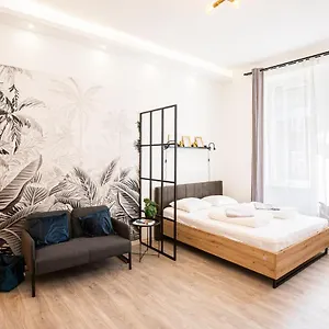 https://gaia-studio-house.inbudapesthotels.com